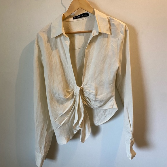 Lioness Valencia Plunge Top - Picture 3 of 6